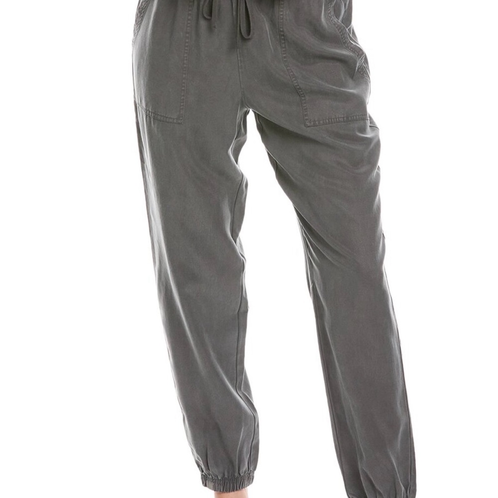 NWT Barefoot Dreams Malibu Collection Linen Blend Joggers in Coal